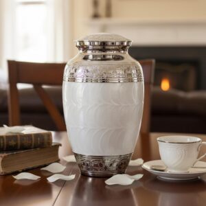 Luxury White Silver Decorative Urn Vase